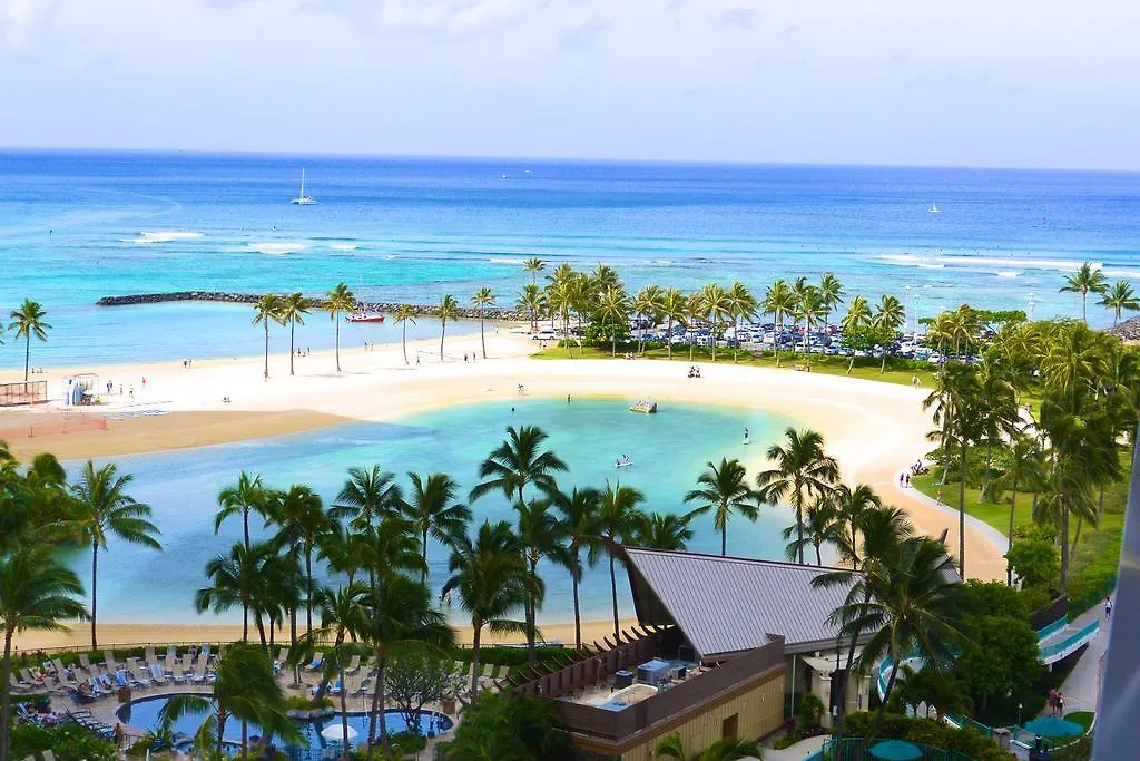 Astonishing Ilikai Condo Rental #1928 location