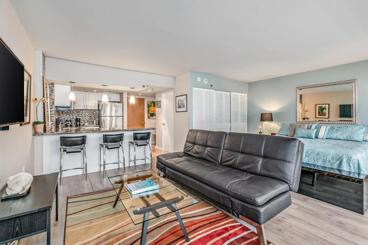 Astonishing Ilikai Condo Rental #1928 Χονολουλού